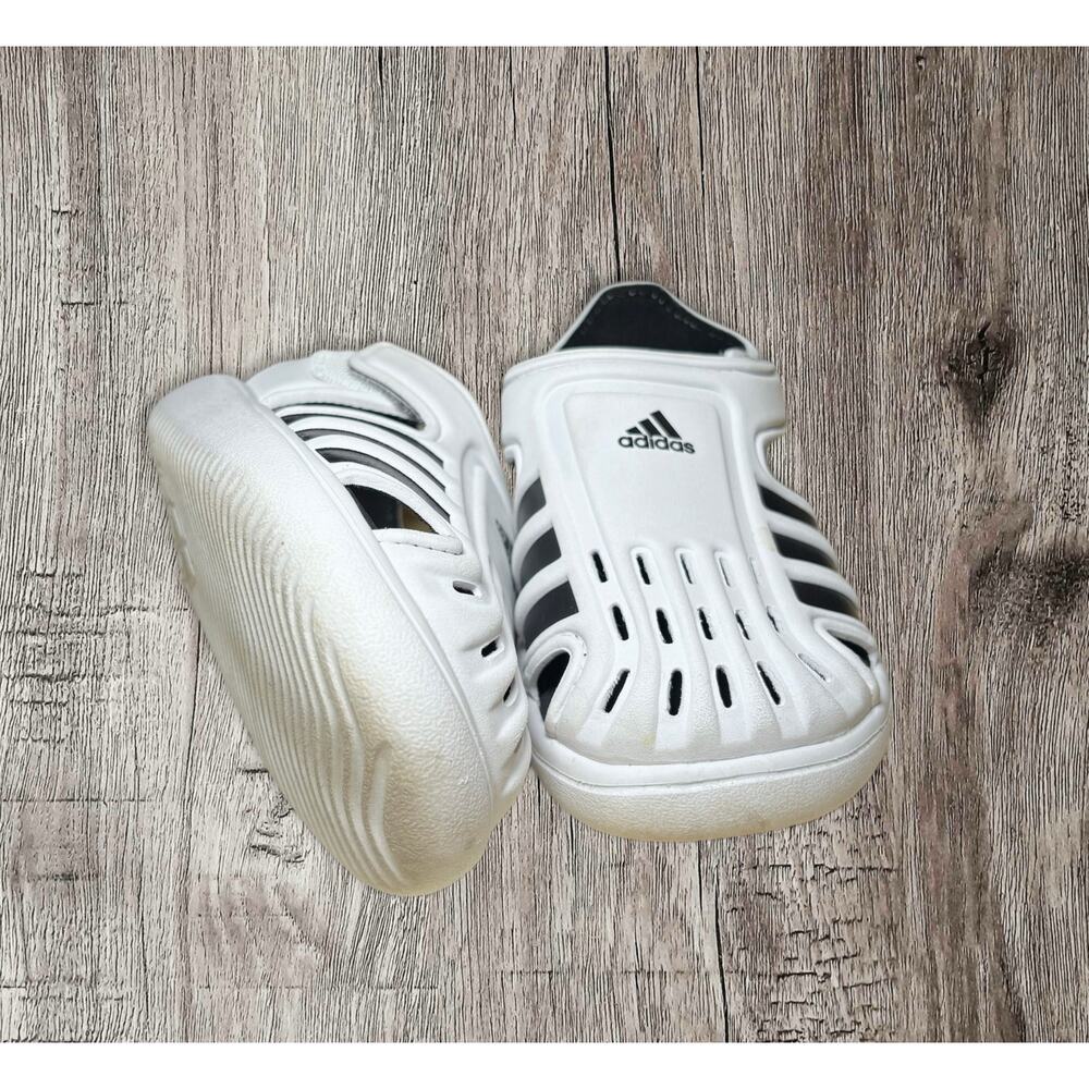 Adidas white and black kids sneakers size 6 - Picture 3 of 5